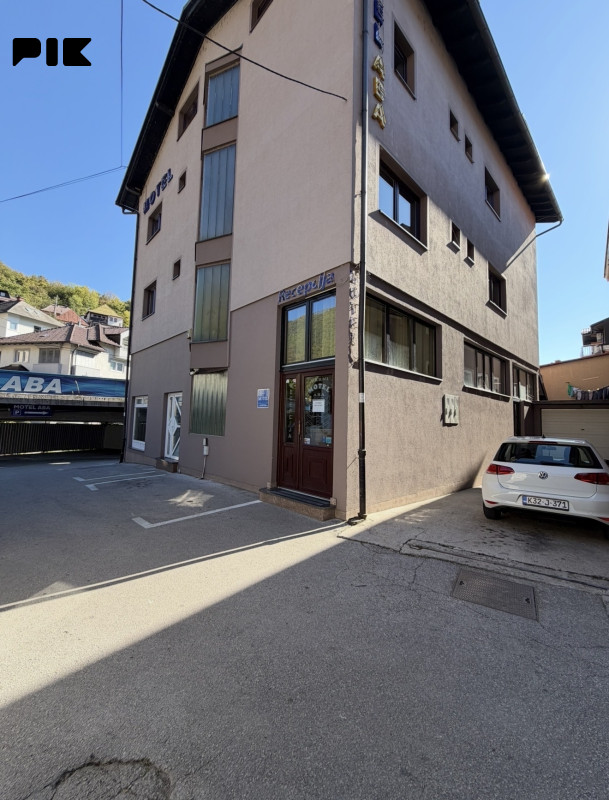 Poslovni prostor Travnik 3