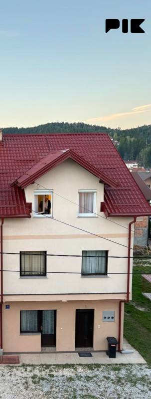 Izdavanje Kuća Pale