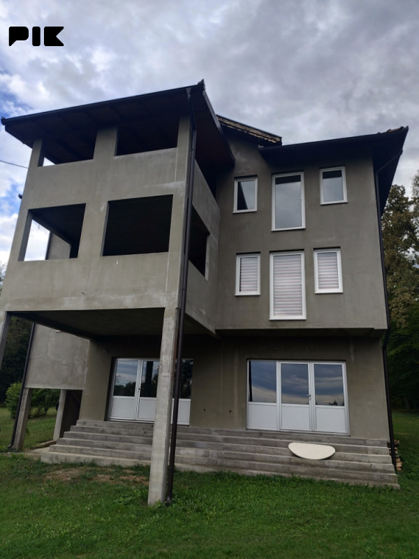 Kuća Tešanj 2