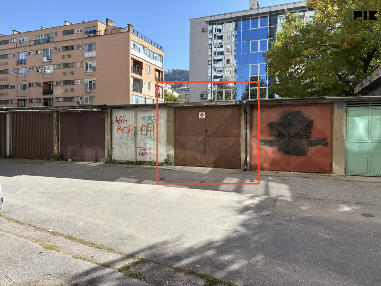 Garaža - Novo Sarajevo - Grbavica - Grbavicka 127a