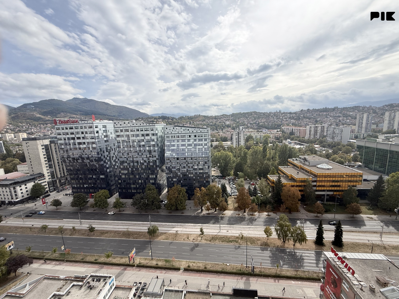 Trosoban stan | Novo Sarajevo | Socijalno | Kolodvorska 2
