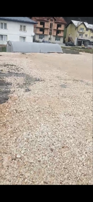 Plac, Zemljište, Istočno Sarajevo, Lukavica 2