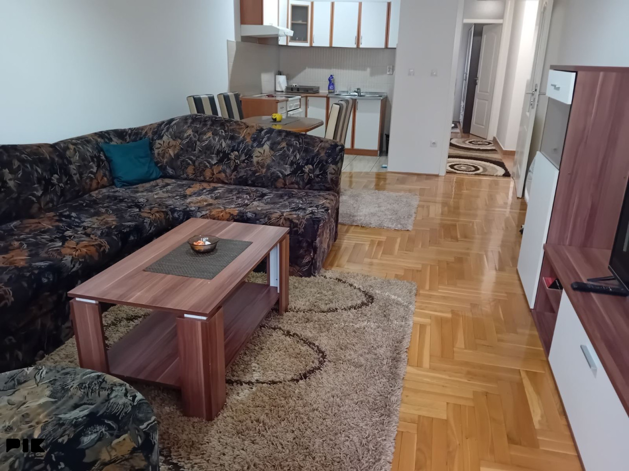 Iznajmljujem stan istočno Sarajevo spasovdanska 13a Lukavica