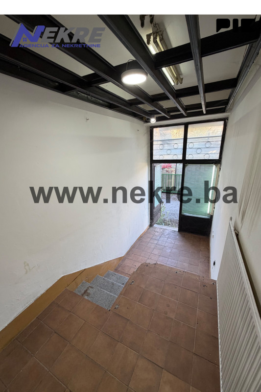 Poslovni prostori Tuzla 10m2 2