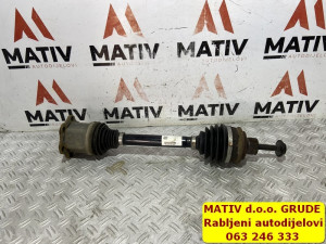 Poluosovina DESNA Audi Q7 4M 3,0 TDI 2018 4M0407271D