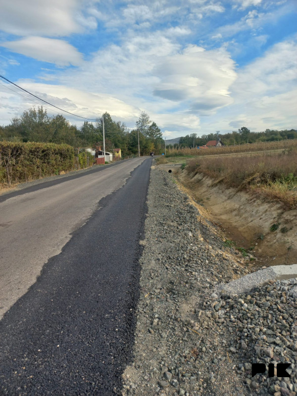 PRODAJA!PLAC NA GLAVNOJ ULICI, JARUŽANI, LAKTAŠI! 3