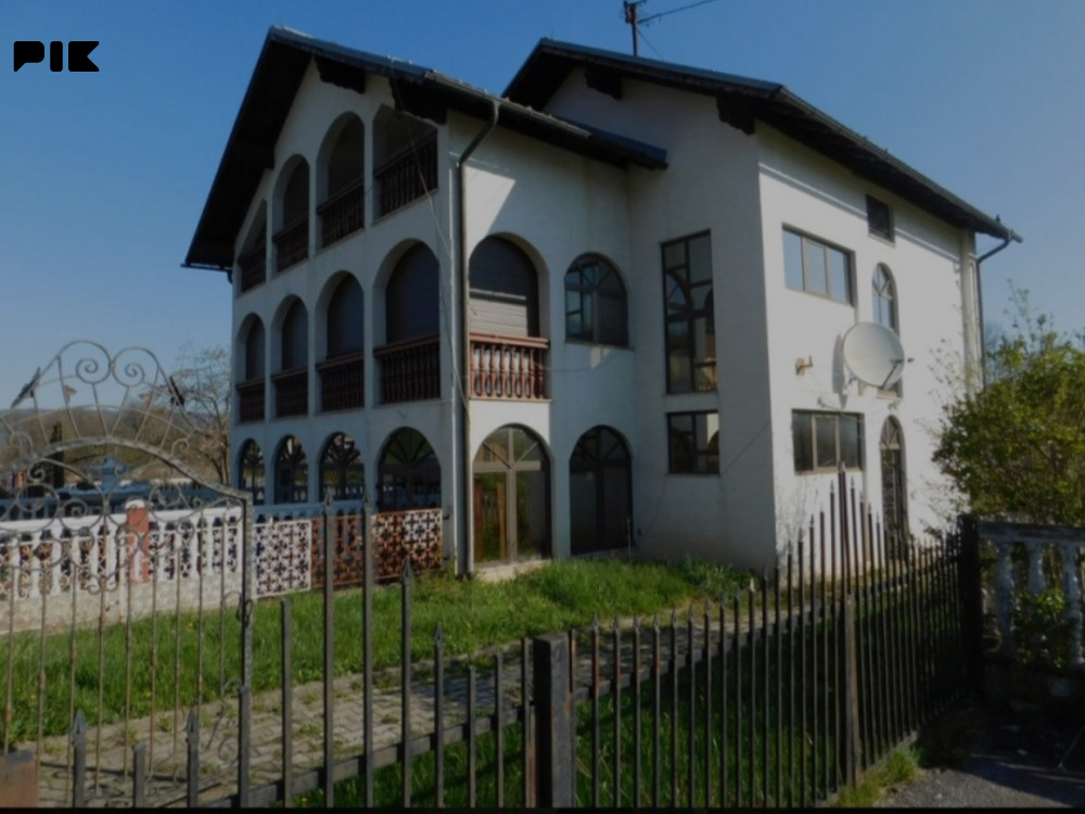 Stambeno-poslovna Kuća Radinjača 2