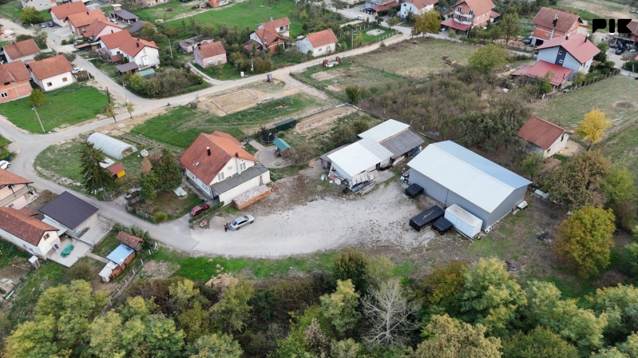 Plac sa halom 3619 m2