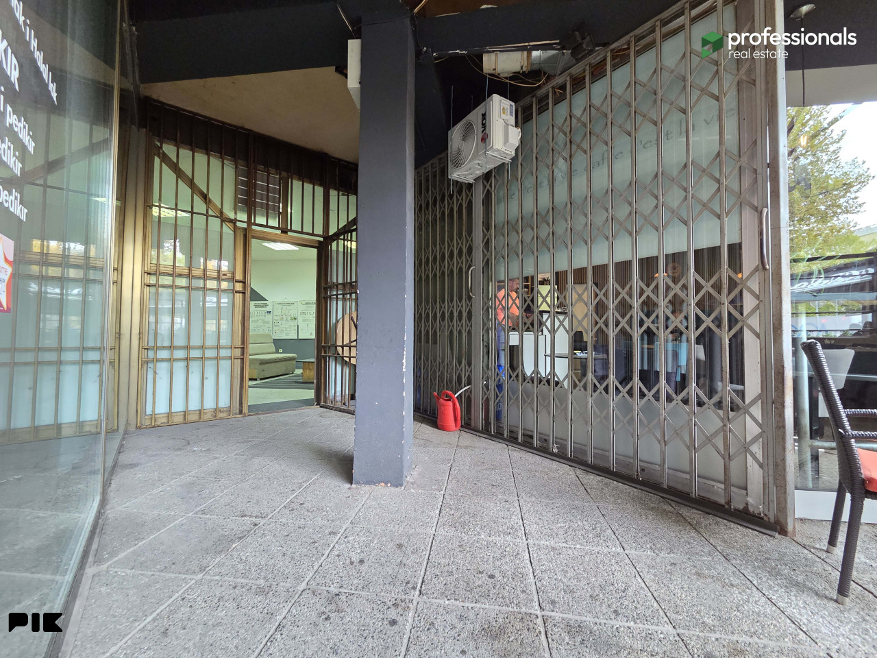 Poslovni Prostor Dobrinja 30m2 Novi Grad Sarajevo 3
