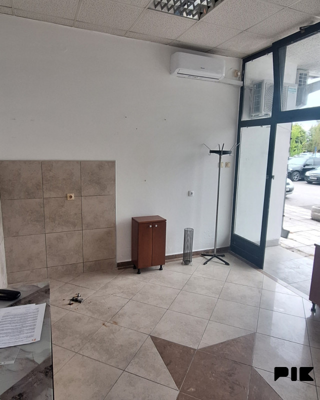 Poslovni prostor Aleja Svetog Save 20m2 3