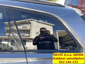BOČNO staklo LIJEVO Audi Q7 4M 2018