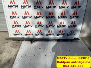 Bočni PRAG DESNI Audi Q7 4M 2018 4M0825212F S-Line