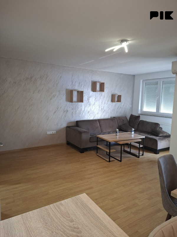 USELJIV STAN -Zgrada Dijamant D-5,  Doboj 76m2 3