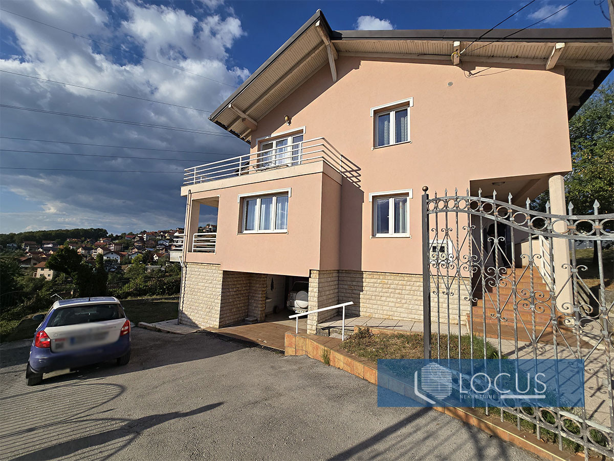 LOCUS: Kvalitetn kuća sa velikim dvorištem, Briješće 2