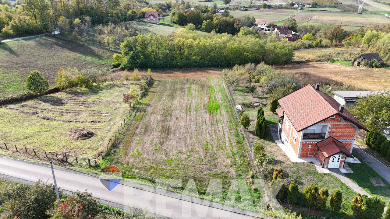 Odličan plac 1.768 m2 | Asfaltni prilaz | Čardačani - Laktaši 3