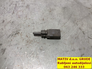 Senzor vanjske temperature Audi Q7 4M 2018 8Z0820535A