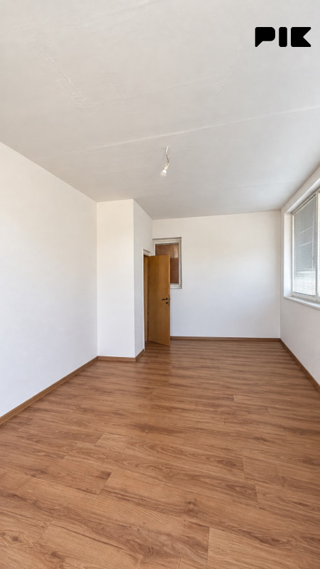 Poslovni prostor i garaža Ilidža 36m2 2