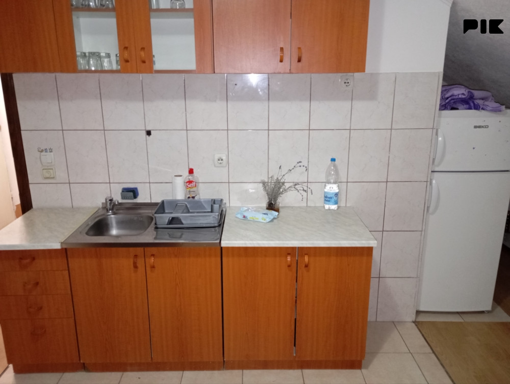 Izdaje se namješten jednosoban stan 42m2 Brčko-Ilićka 3