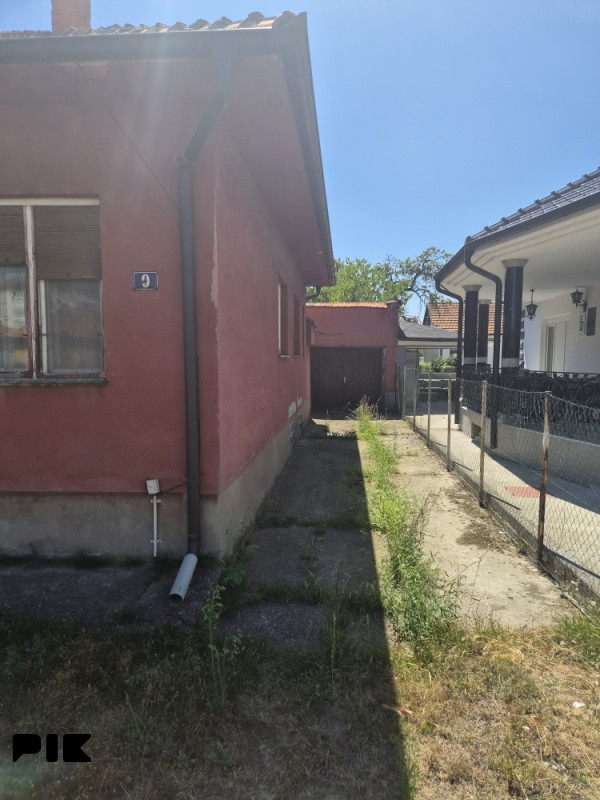 Kuća Dašnica Šetalište 3