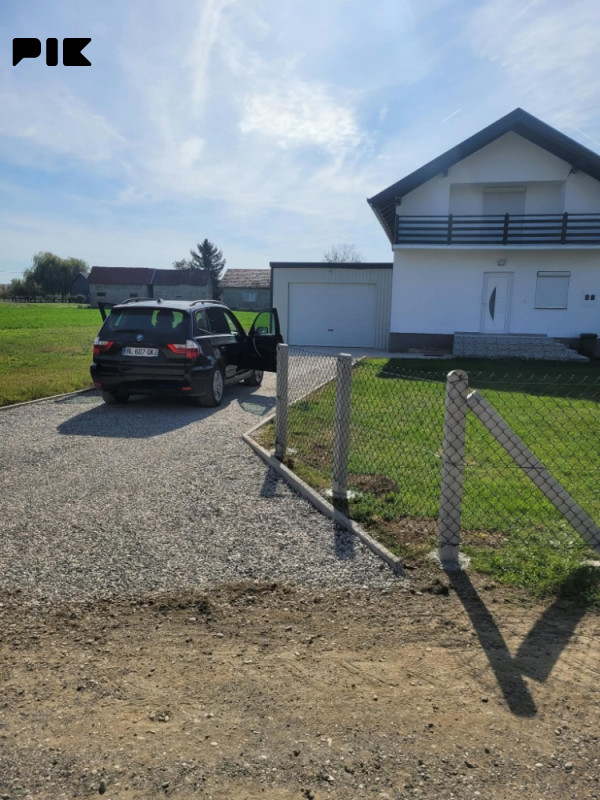 Kuća Kozarska Dubica 2