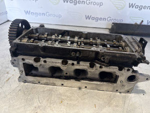 Bregasta bregaste glava motora 7 Volkswagen Passat 8