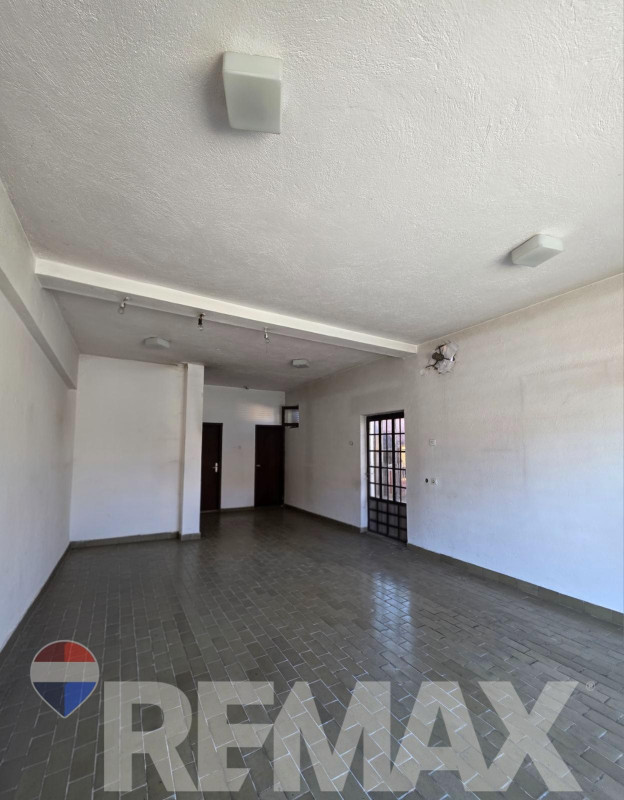 Poslovni prostor | 70m2 | Lazarevo 2