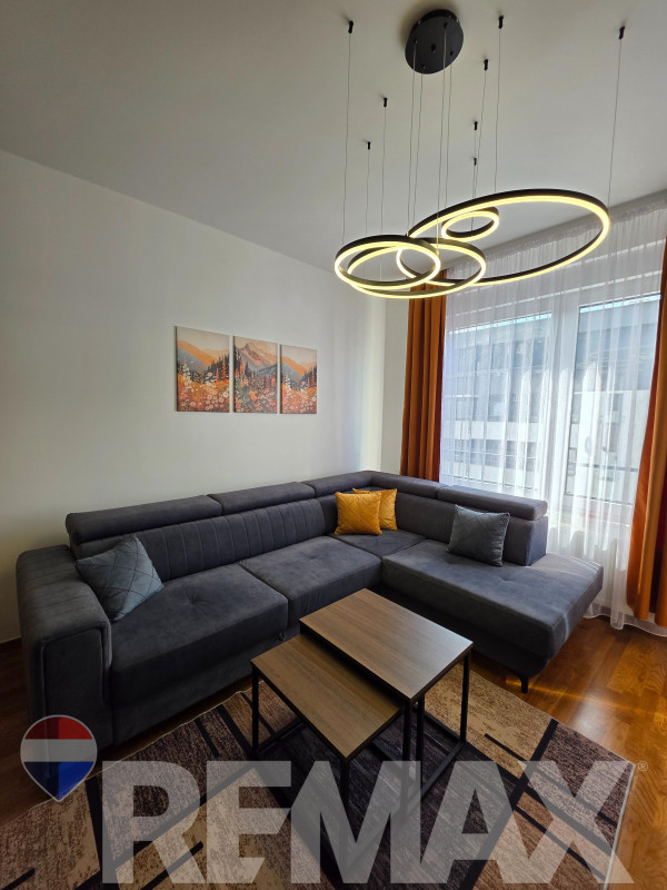 Moderan dvosoban stan | 53m2 | Park | Garažno mjesto 2