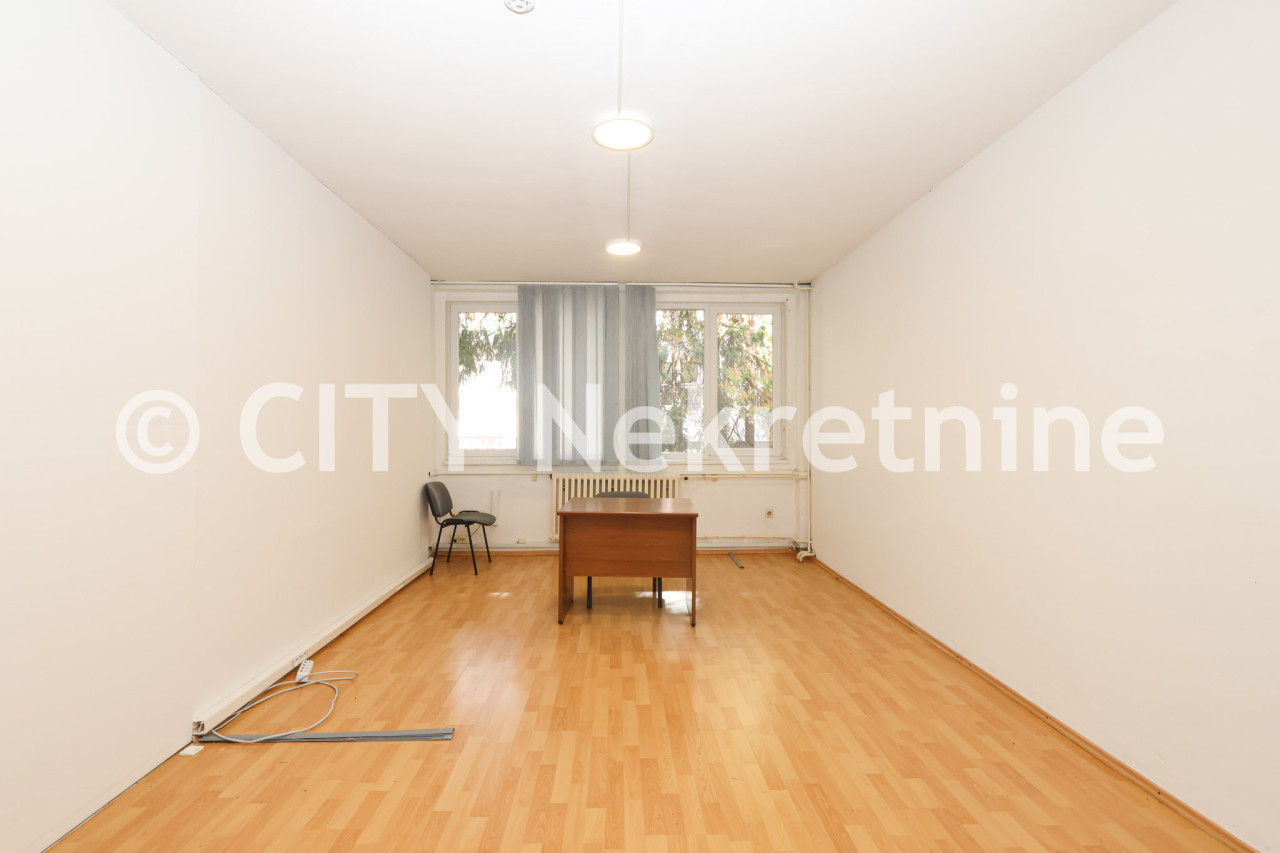 Poslovni prostor - Novo Sarajevo - Vilsonovo šetalište - 28 m2 2