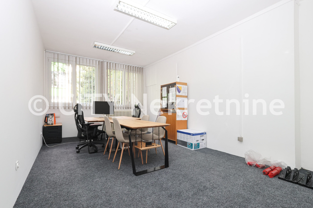 Poslovni prostor - Novo Sarajevo - Vilsonovo šetalište - 25 m2
