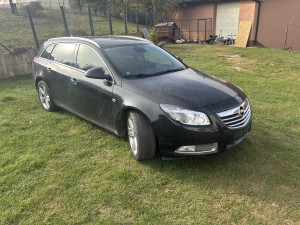 Opel insignia 2.0d xsenon 2011 dijelovi