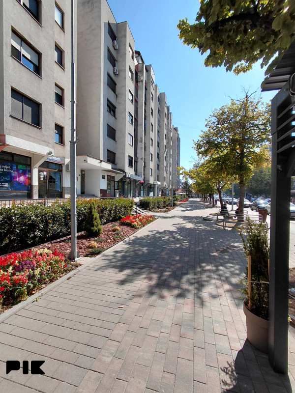Stan Lukavac trosoban 72m2 2