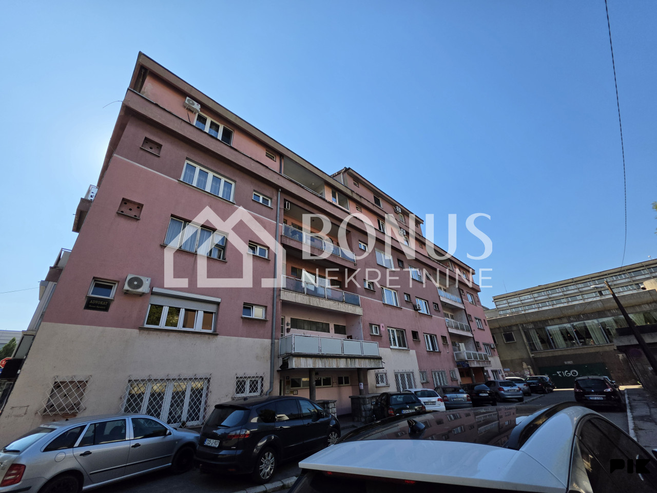 Dvoetažni, trosoban stan - centar, Zenica 3