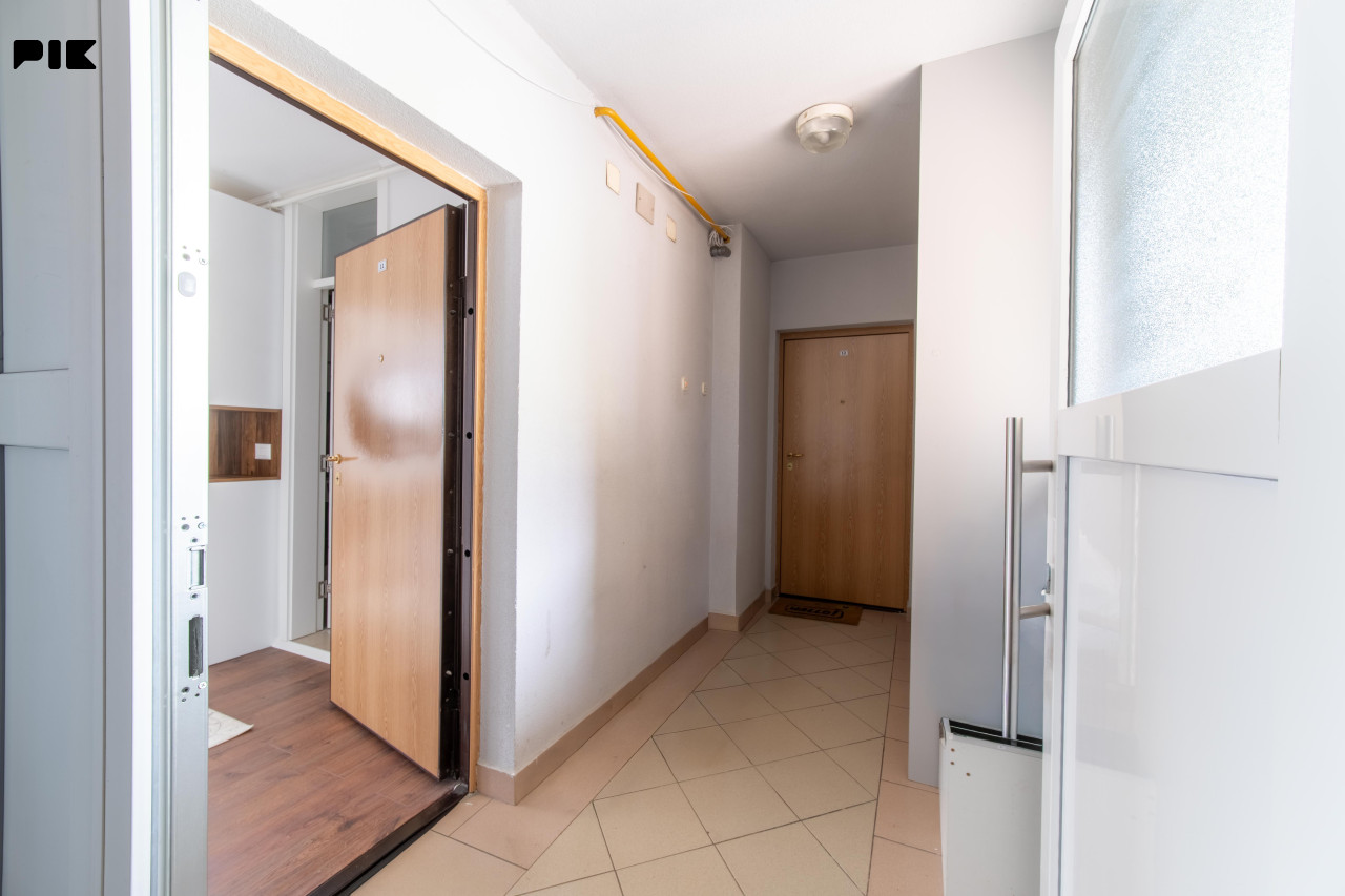 PROPERTIZE | PRODAJA | Trosoban stan 61 m2 | Šip, Centar 2