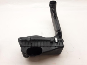 13718507565 KUCISTE ZRACNOG FILTERA  BMW F11 2010-2016