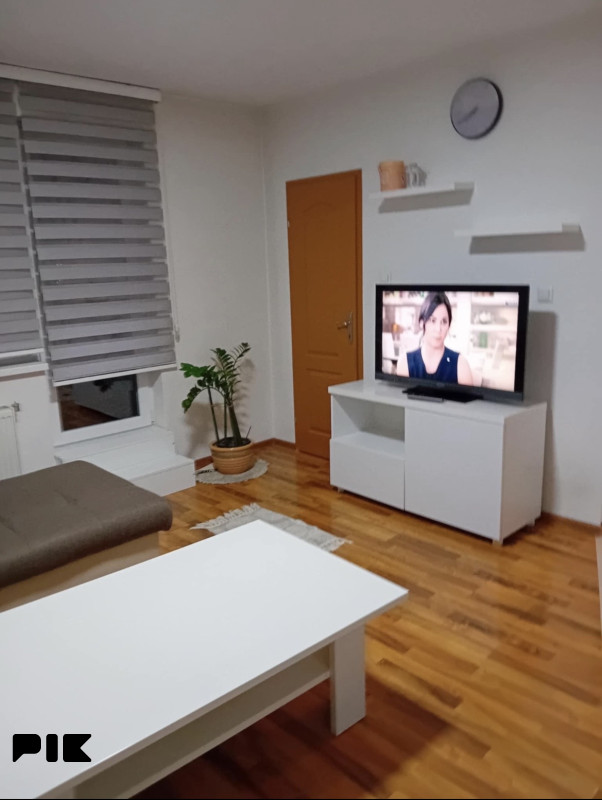 Iznajmljuje se garsonjera Tuzla