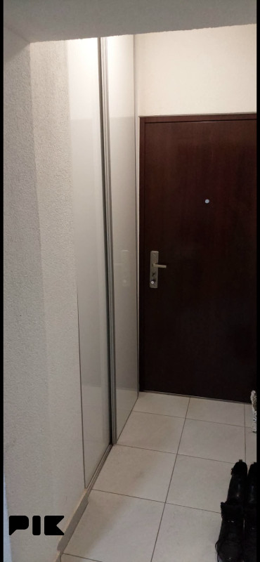 Iznajmljuje se garsonjera Tuzla 2