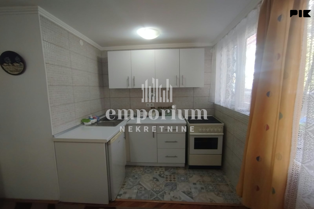Namješten dvoiposoban stan na I spratu, cca 60 m2 ID:616/ENI 3