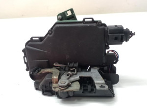 3B1837016AD BRAVA VRATA  Volkswagen GOLF IV 1997-2003