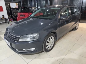 Volkswagen Passat 2011 VW PASSAT B7, 2.0 TDI 103kW, DSG, 2011