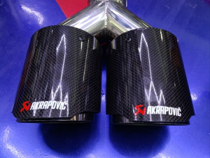 Akrapovic Nastavak auspuha dupli