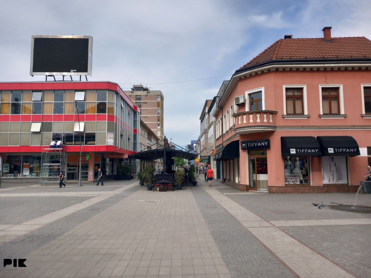 Poslovni prostori Prijedor 330m2