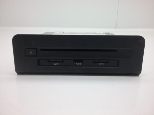 8W5035036D RADIO  AUDI A4 8W 9L 2015-