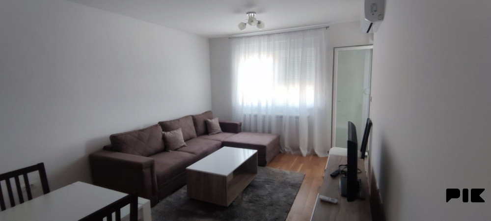 Stan izdavanje Spasovdanska 20 a