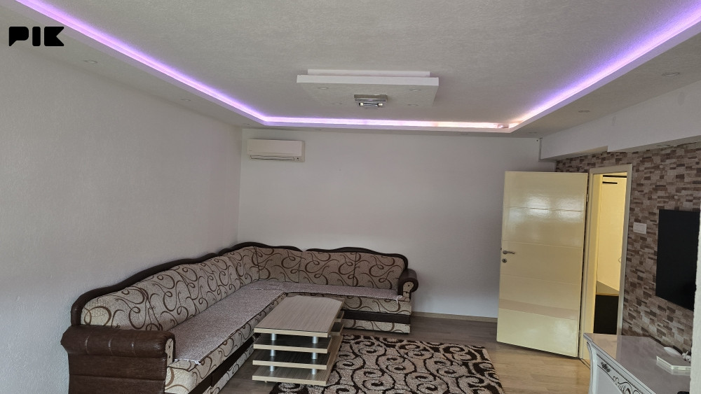 Stan centar Kineski zid T8 2