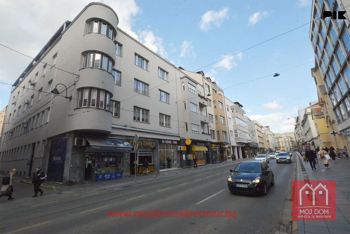 Renoviran poslovni prostor u strogom centru grada u Titovoj