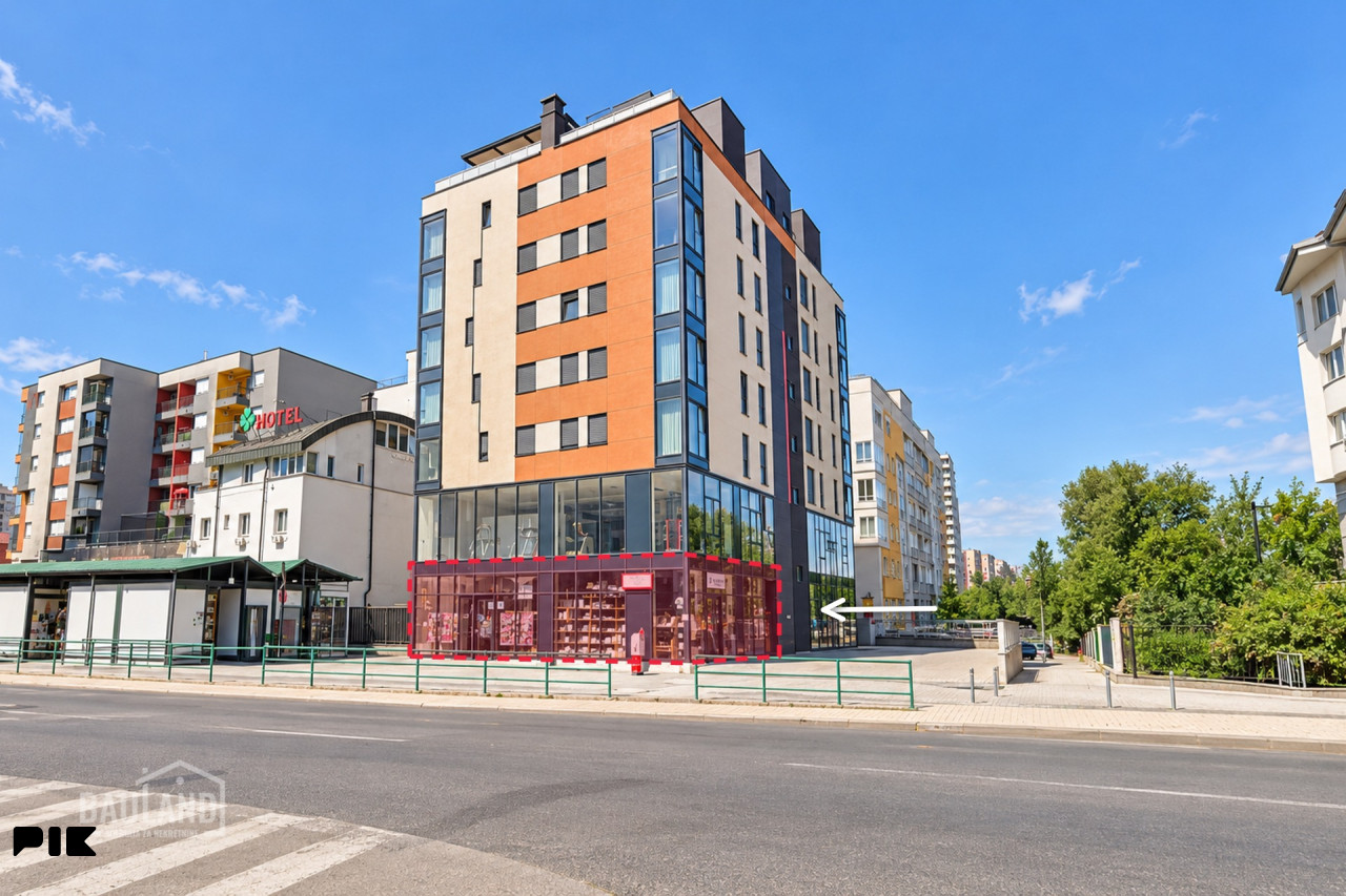 TOP LOKACIJA/ Poslovni prostor 220m2/ Otoka 2