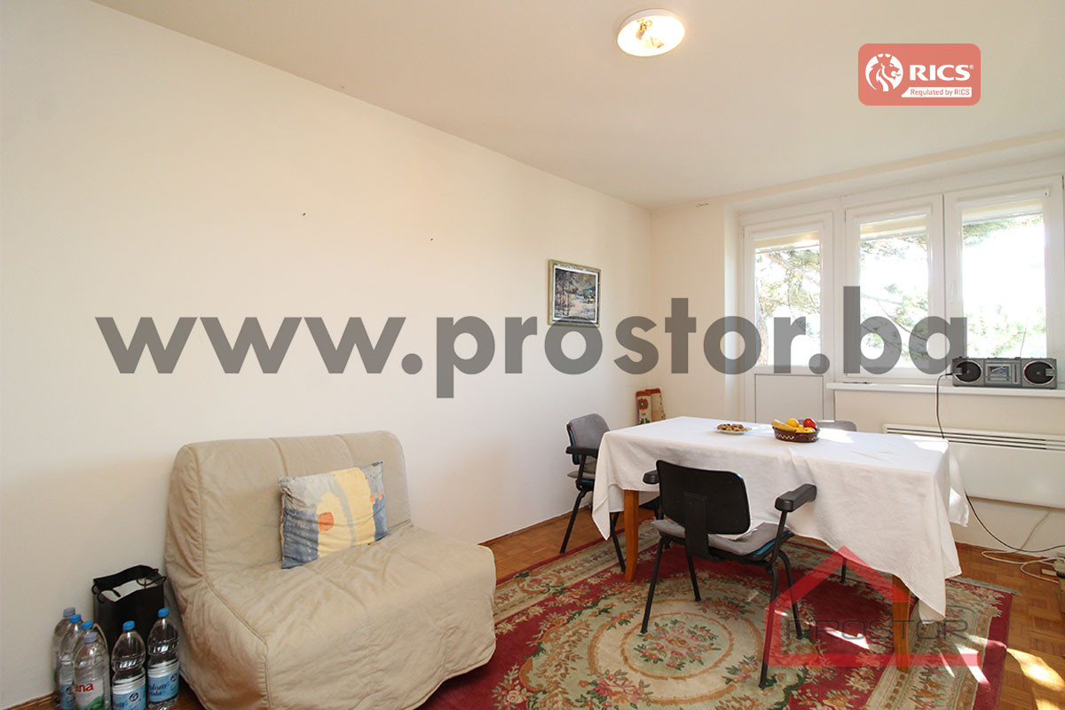 PROSTOR prodaje: Trosoban stan, Marijin Dvor 2