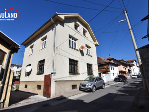 Trosoban stan, garaža i podrum / Bjelave, Centar