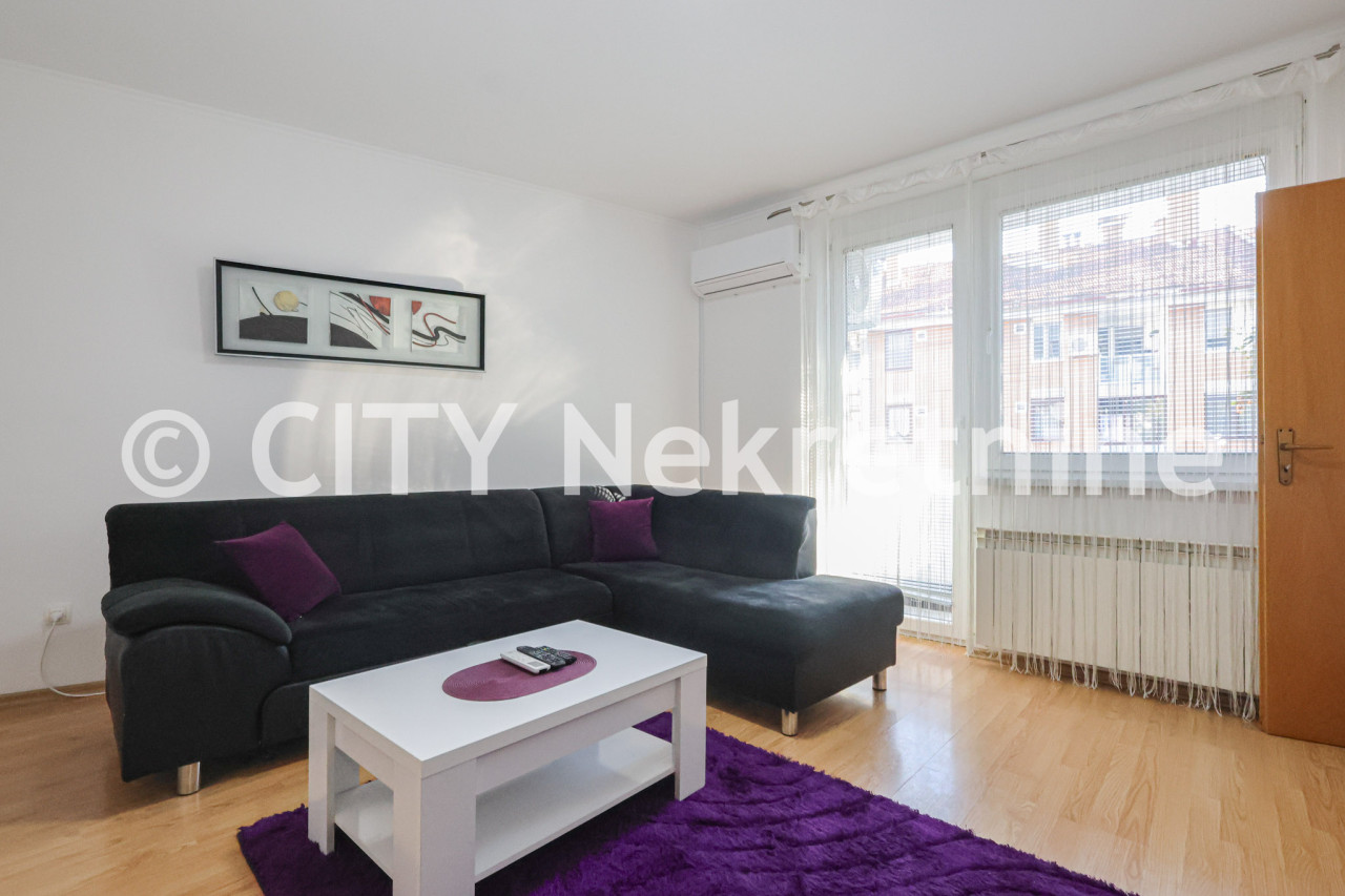 Dvosoban namješten stan - Centar - Čobanija - 52 m2