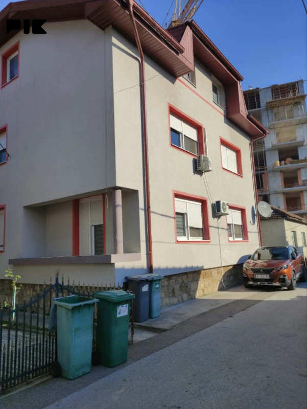 Na prodaju kuća u Novom Gradu